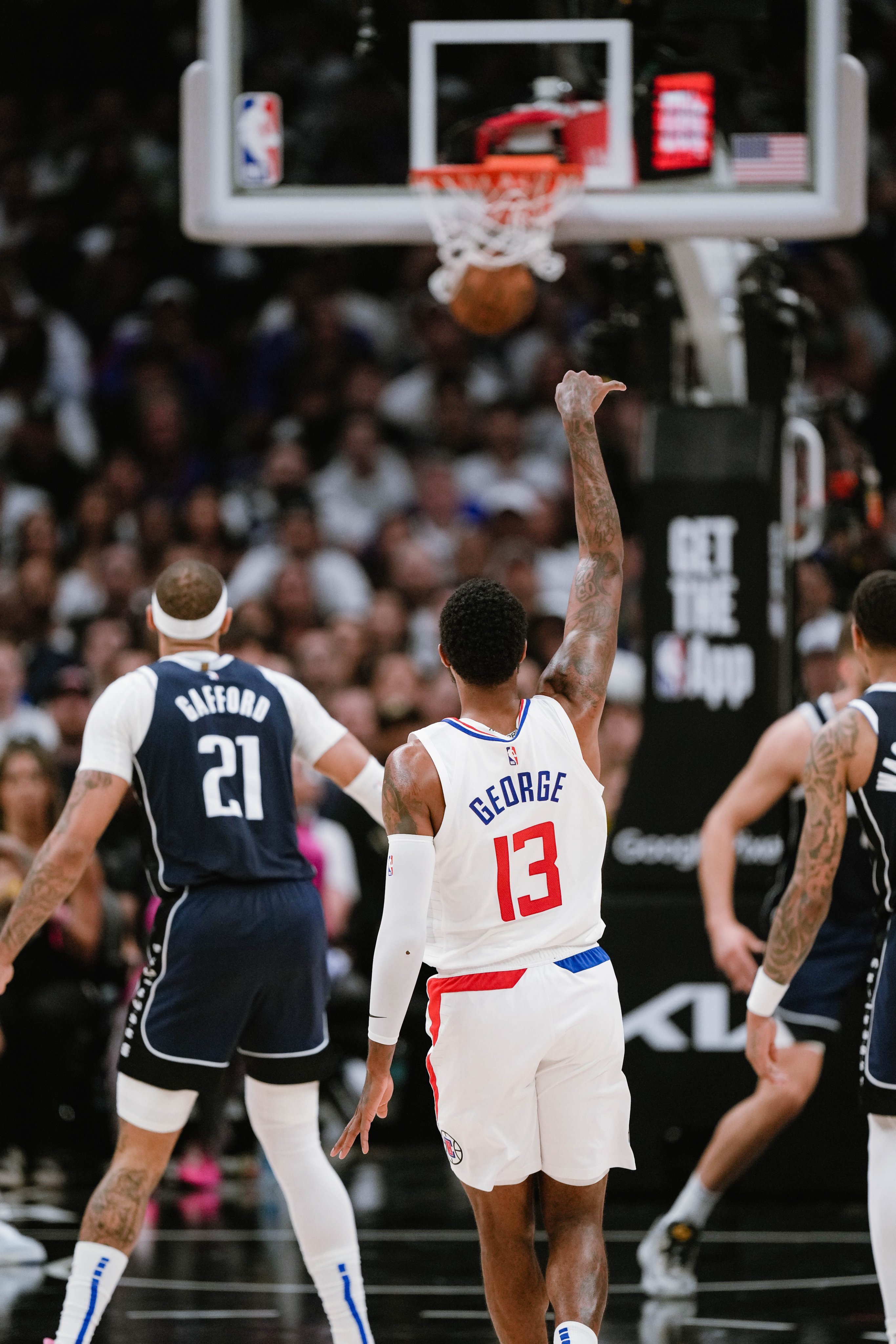 od体育官网app-独行侠主场告捷，东契奇砍下三双